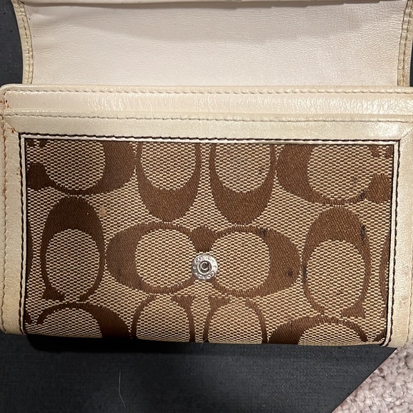 Coach Wallet - Picture 6 of 10